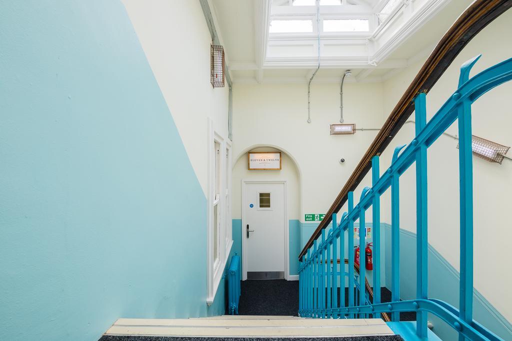Mrs Potts Hostel Cardiff Buitenkant foto